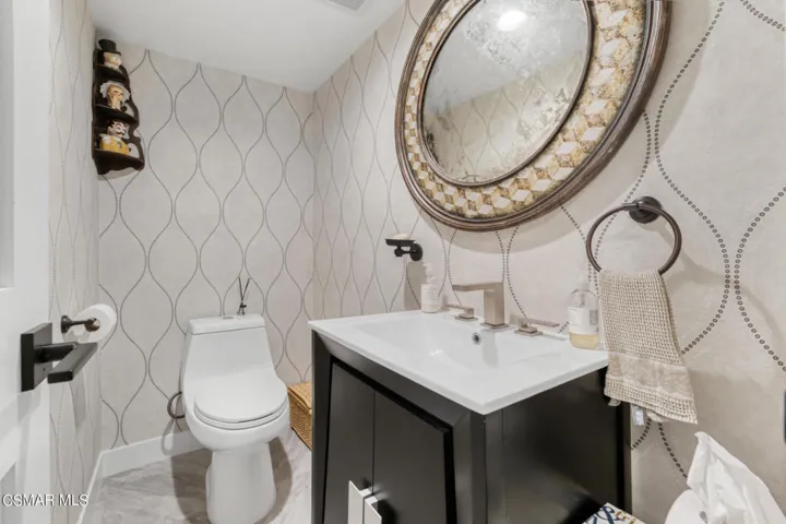 1426 Eastwind Cir, Westlake Village - Hs