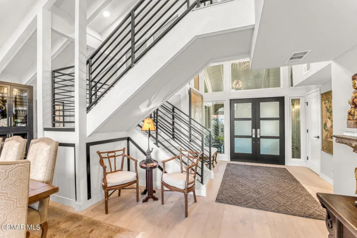 1426 Eastwind Cir, Westlake Village - Hs