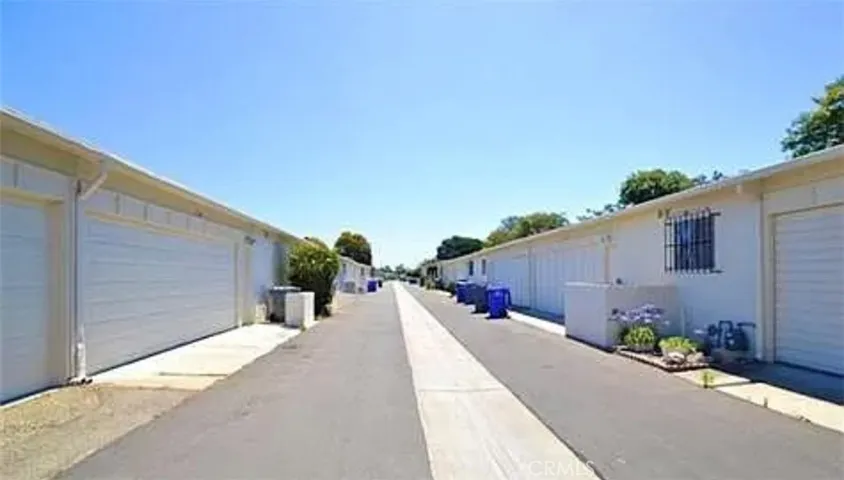 Channel Islands Alley Garage Alley