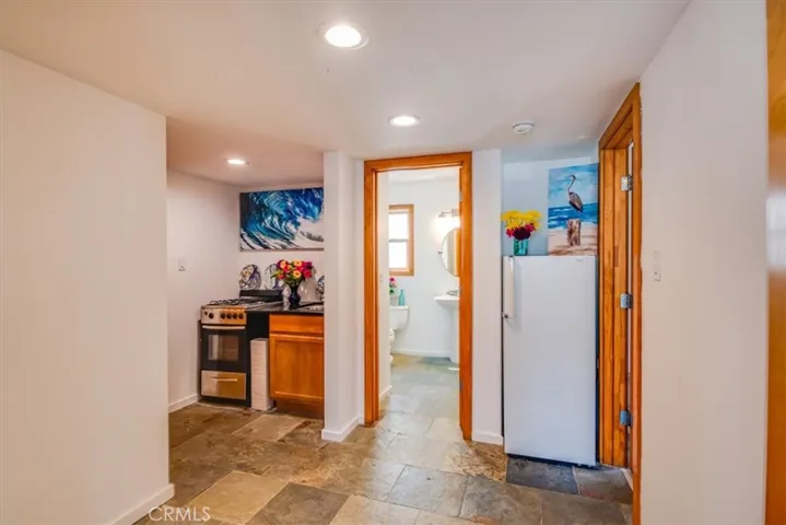 3515 Manhattan Avenue, Hermosa Beach, California 90254