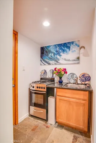 3515 Manhattan Avenue, Hermosa Beach, California 90254