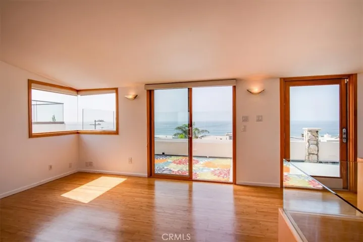 3515 Manhattan Avenue, Hermosa Beach, California 90254