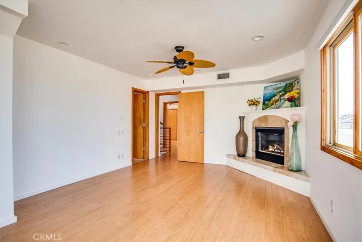 3515 Manhattan Avenue, Hermosa Beach, California 90254
