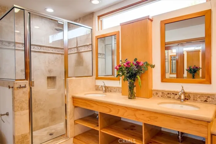 3515 Manhattan Avenue, Hermosa Beach, California 90254
