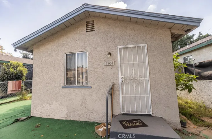 1162 Watson Avenue, Wilmington, California 90744