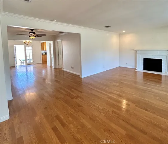 2600 N Buena Vista Street, Burbank, California 91504