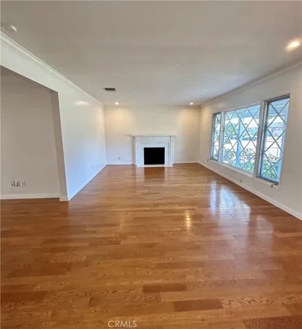 2600 N Buena Vista Street, Burbank, California 91504