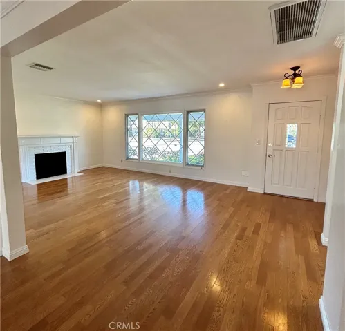 2600 N Buena Vista Street, Burbank, California 91504