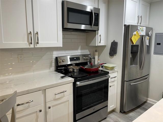 23515 Lyons Avenue Unit 168, Valencia, California 91355