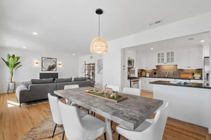 475 Molino Avenue, Sunnyvale, California 94086