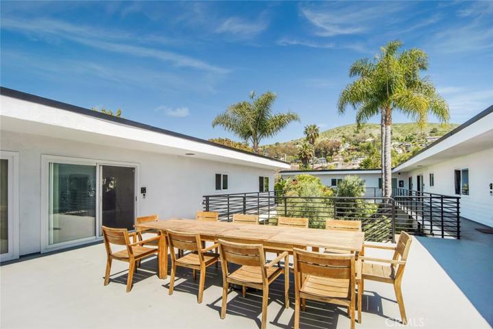179 Mcknight Drive Unit 12, Laguna Beach, California 92651