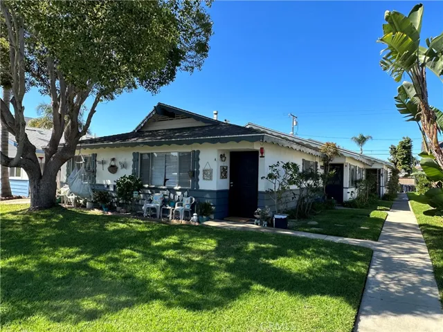 1205 Florida St, Huntington Beach, California 92648