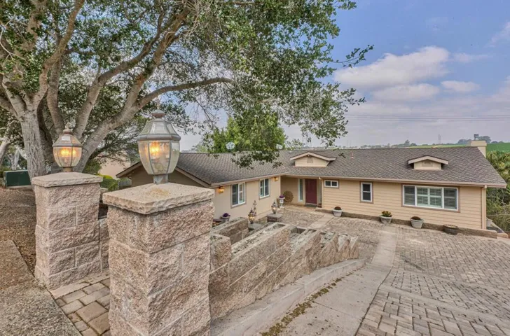 15299 Oak Hills Drive, Salinas, California 93907