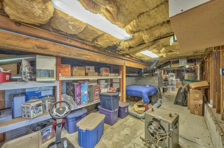 15299 Oak Hills Drive, Salinas, California 93907