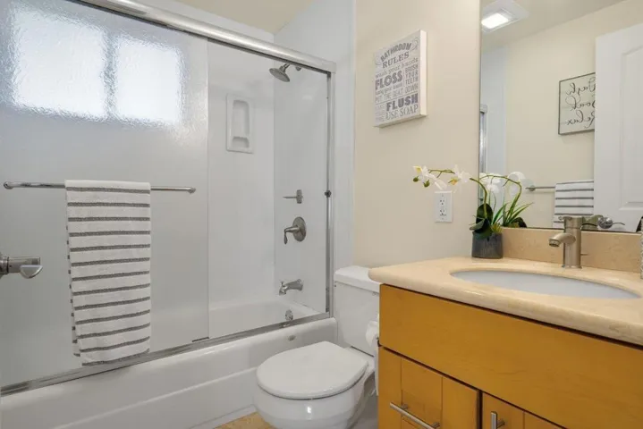 864 Orange Avenue, Sunnyvale, California 94087
