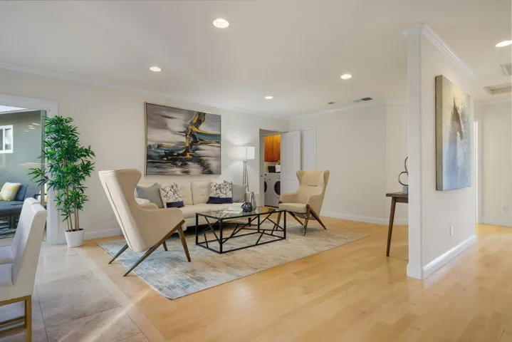 864 Orange Avenue, Sunnyvale, California 94087