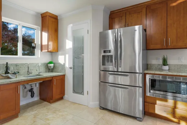 864 Orange Avenue, Sunnyvale, California 94087