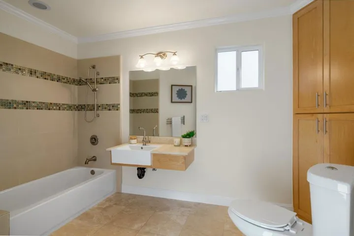 864 Orange Avenue, Sunnyvale, California 94087
