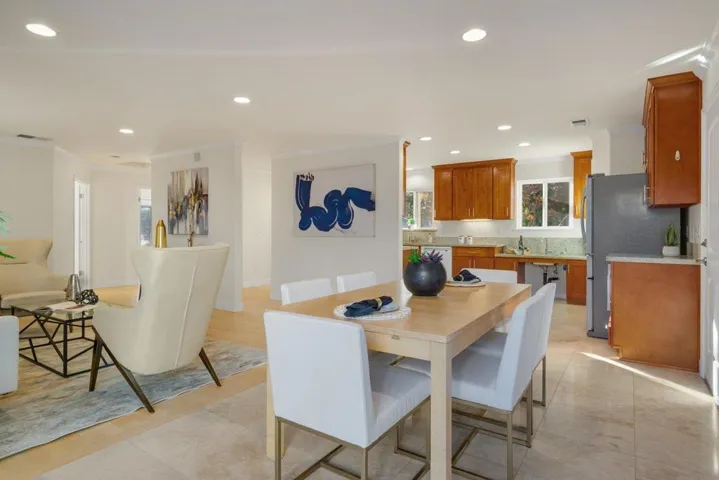 864 Orange Avenue, Sunnyvale, California 94087