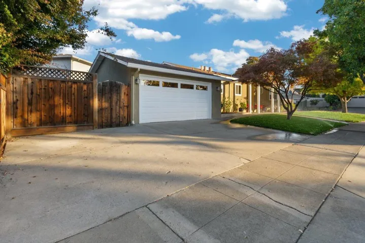 864 Orange Avenue, Sunnyvale, California 94087