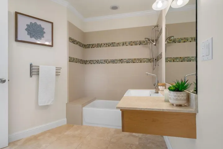 864 Orange Avenue, Sunnyvale, California 94087