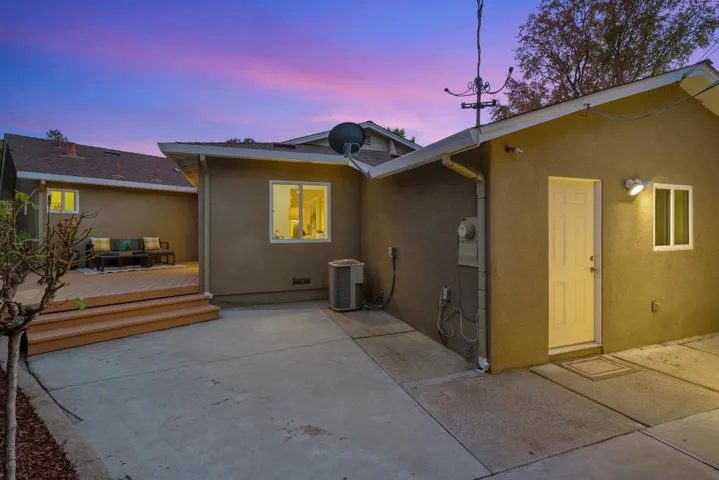 864 Orange Avenue, Sunnyvale, California 94087