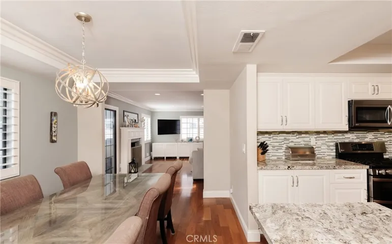 1814 Huntington Lane 1, Redondo Beach, California 90278