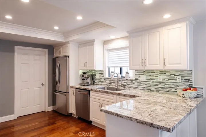 1814 Huntington Lane 1, Redondo Beach, California 90278