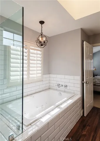1814 Huntington Lane 1, Redondo Beach, California 90278