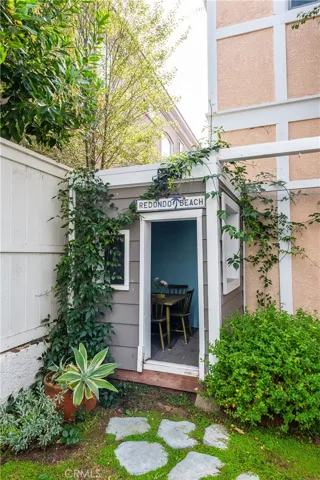 A playhouse!