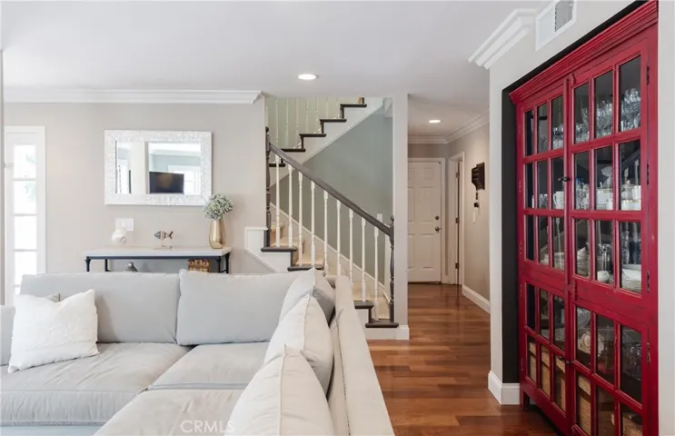 1814 Huntington Lane 1, Redondo Beach, California 90278