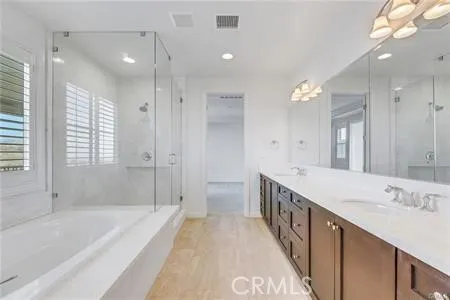 49 Heliotrope, Lake Forest, California 92630