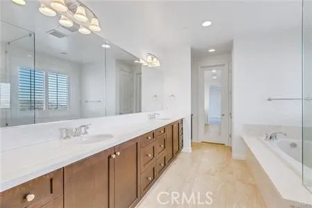 49 Heliotrope, Lake Forest, California 92630
