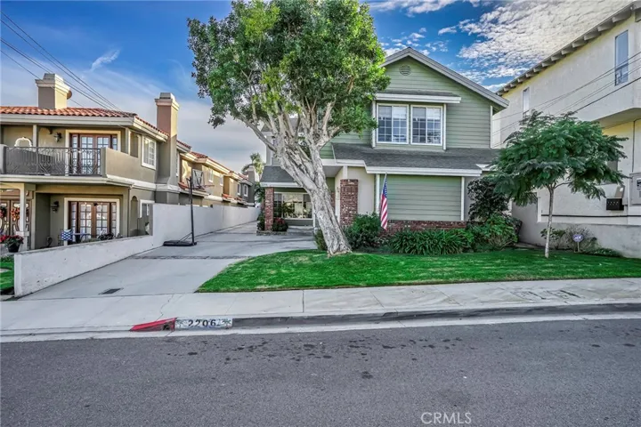 2206 Huntington Lane A, Redondo Beach, California 90278