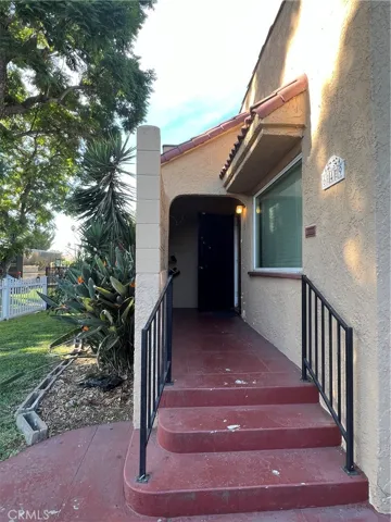 STEPS TO THE FRONT DOOR