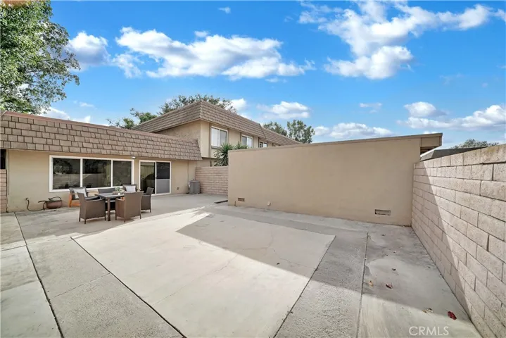 Extra Large Private Patio