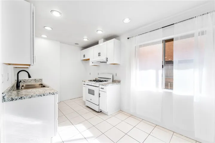 6600 Warner Avenue 74, Huntington Beach, California 92647