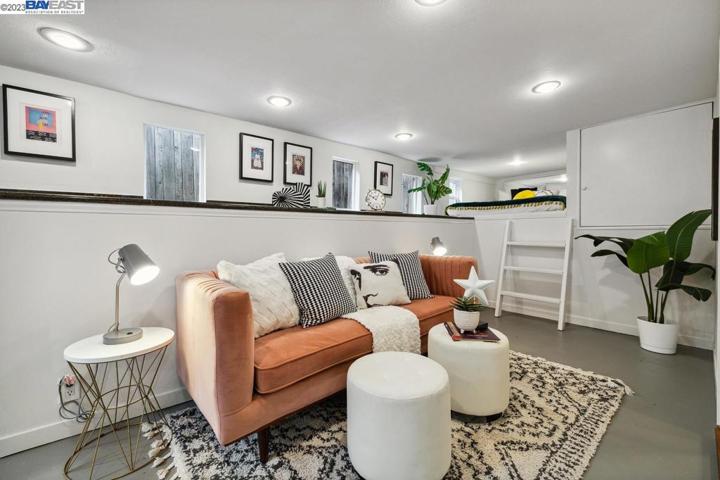 941 56th Street, Oakland, California 94608
