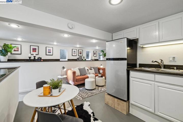 941 56th Street, Oakland, California 94608