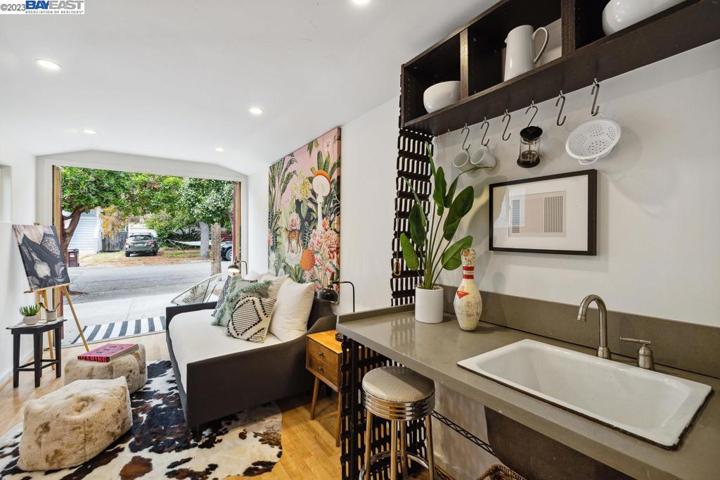 941 56th Street, Oakland, California 94608