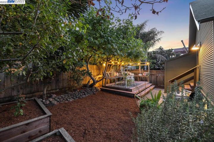 941 56th Street, Oakland, California 94608