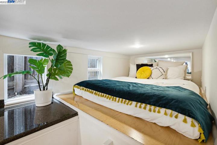 941 56th Street, Oakland, California 94608