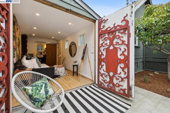941 56th Street, Oakland, California 94608