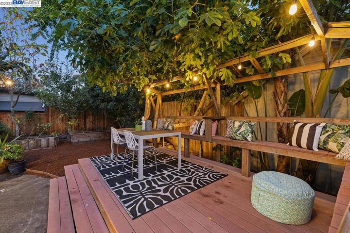 941 56th Street, Oakland, California 94608