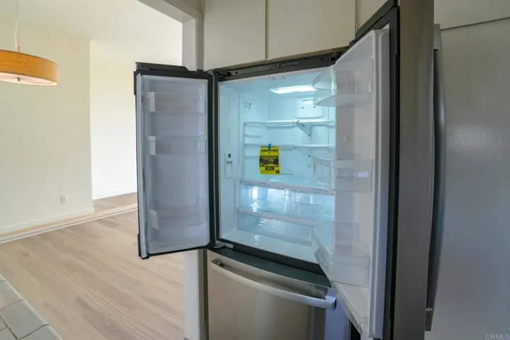 2130 Vallecitos 442, La Jolla, California 92037
