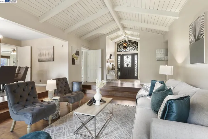 1163 Via Doble, Concord, California 94521