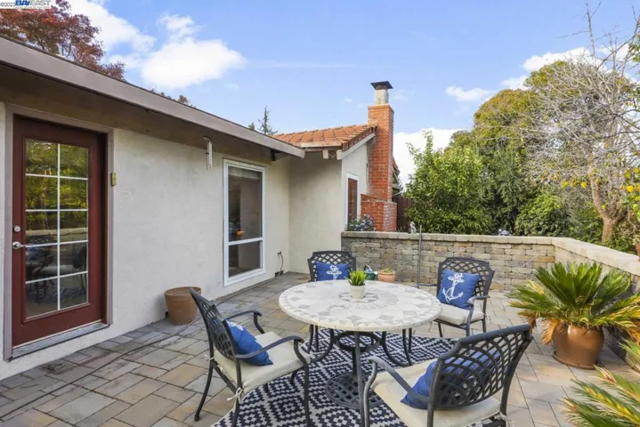 1163 Via Doble, Concord, California 94521