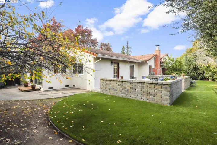 1163 Via Doble, Concord, California 94521