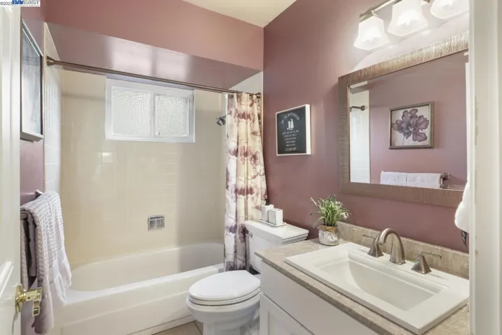 1163 Via Doble, Concord, California 94521