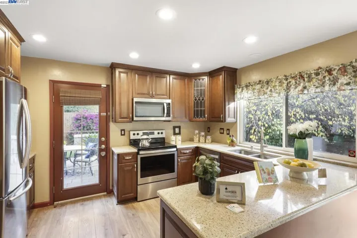 1163 Via Doble, Concord, California 94521